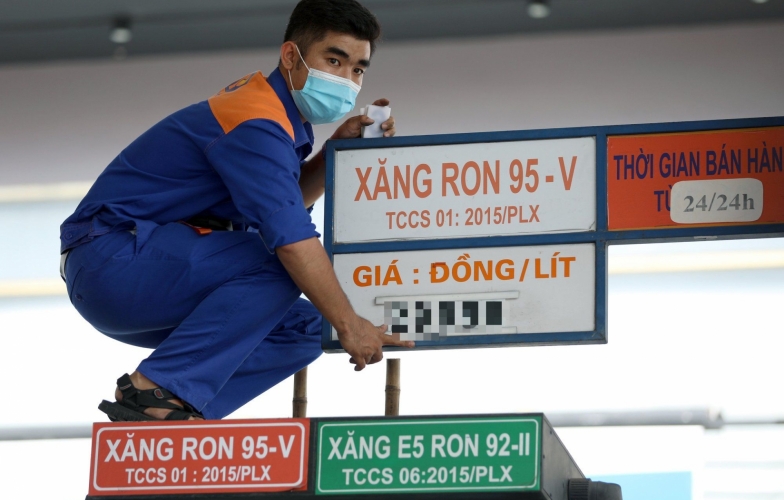 Tin vui: Giá xăng trong nước có thể giảm mạnh đến 3.000 đồng/lít từ 11/7