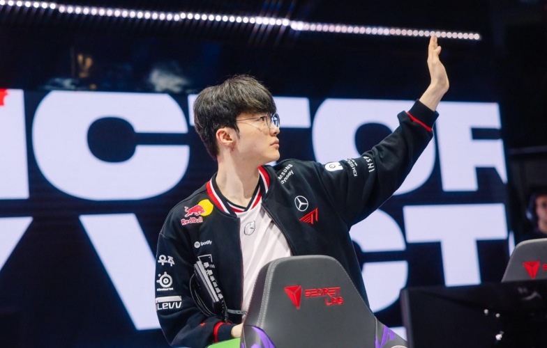 Thắng dễ BLG, T1 lập thêm kỷ lục tại MSI 2025
