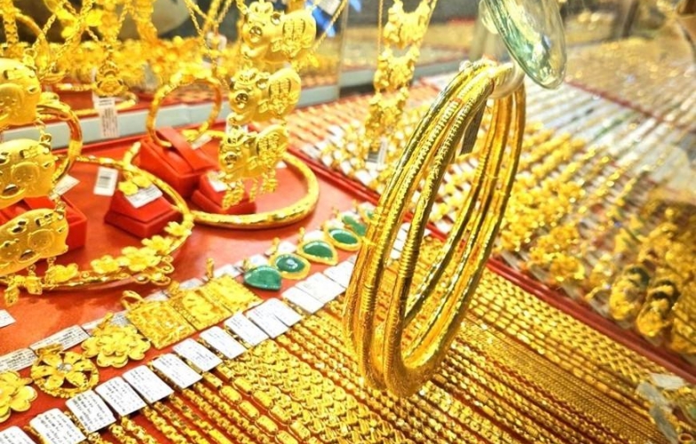 Giá vàng hôm nay tối 28/7: SJC liên tục đi ngang