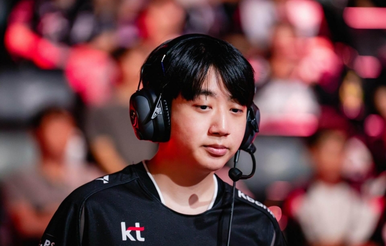 HLV Score: 'KT họp đến khuya để chuẩn bị chiến T1'