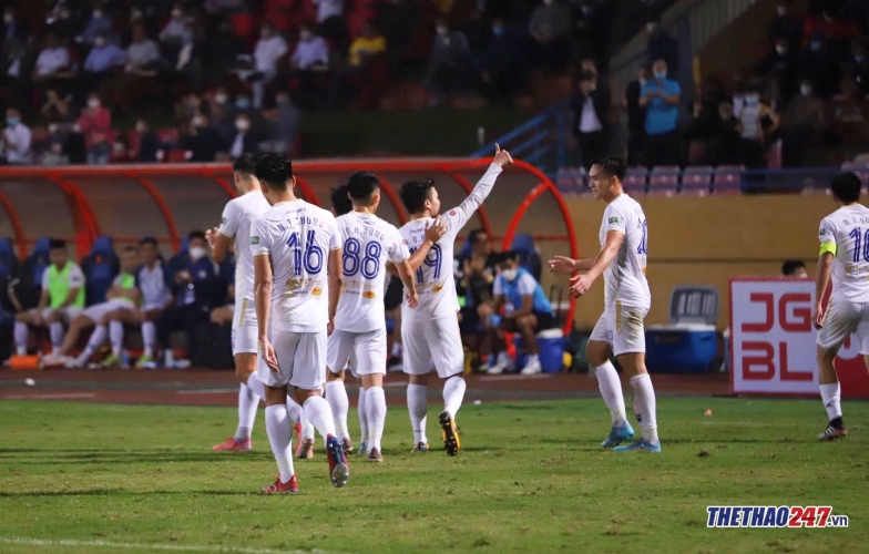 Quang Hải tỏa sáng, Hà Nội FC có thắng lợi đầu tiên tại V-League 2022