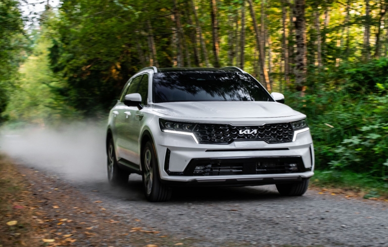 Mẫu SUV đẹp long lanh của KIA ra mắt, tiết kiệm nhiên liệu hơn xe máy