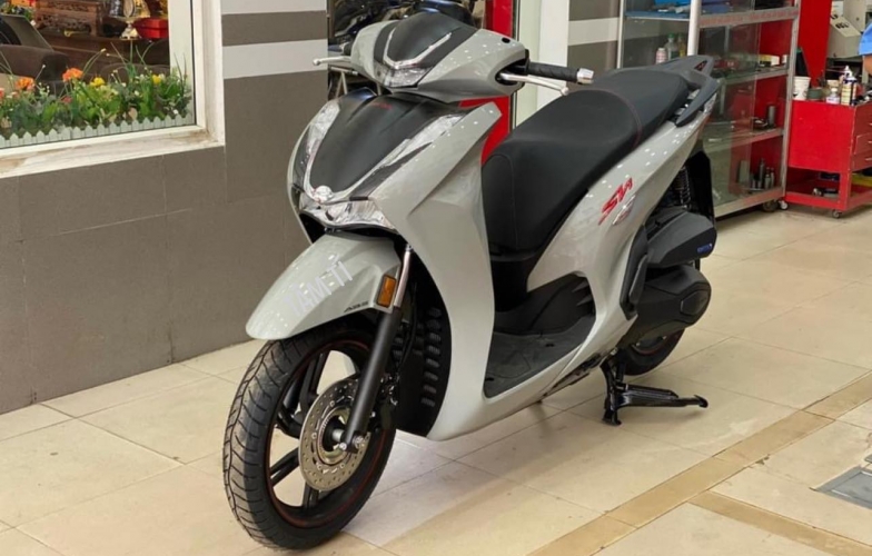 Chi tiết Honda SH 350i siêu đẹp vừa về đại lý, giá từ 146 triệu đồng