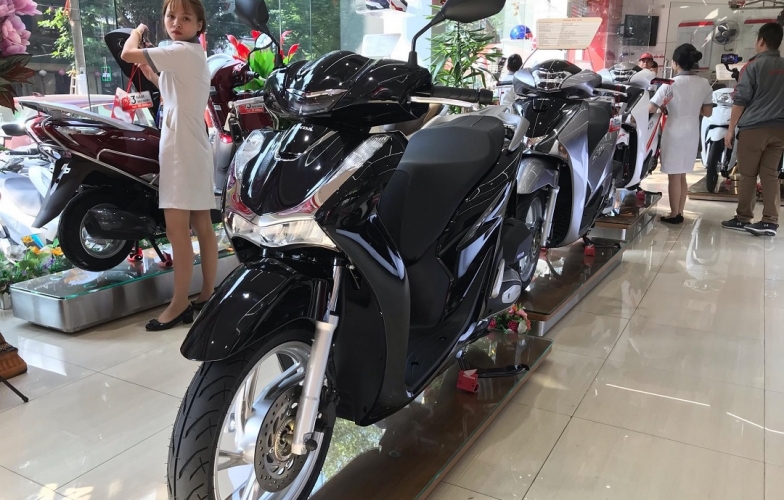 Giá xe Honda SH tại đại lý chênh hàng chục triệu đồng