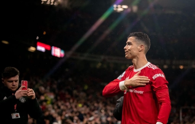 Tin chuyển nhượng 13/8: Tương lai Ronaldo 'cực sốc', MU bị gây khó dễ