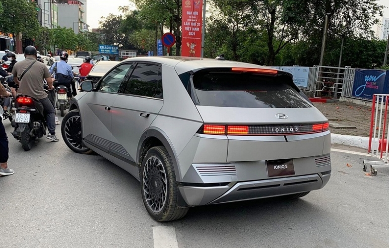 Chưa kịp bán tại Việt Nam, Hyundai Ioniq 5 và KIA EV6 bị triệu do lỗi phần mềm