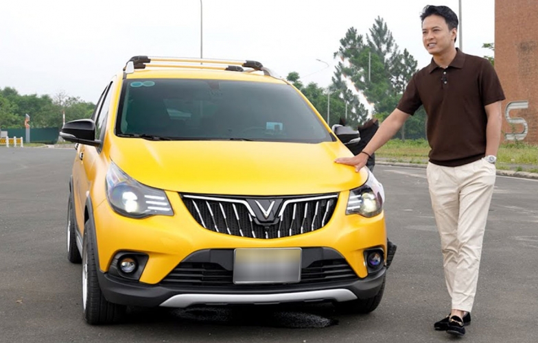 Hồng Đăng chi 400 triệu độ xe VinFast Fadil tặng vợ khiến dân mạng thán phục