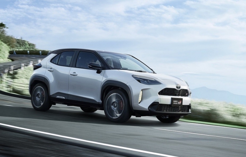SUV cỡ nhỏ của Toyota có thêm phiên bản GR Sport cực chất, giá siêu rẻ