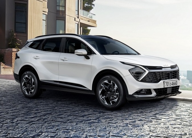 Kia Sportage 2023 ra mắt – nâng cấp trang bị, bổ sung phiên bản tiết kiệm xăng