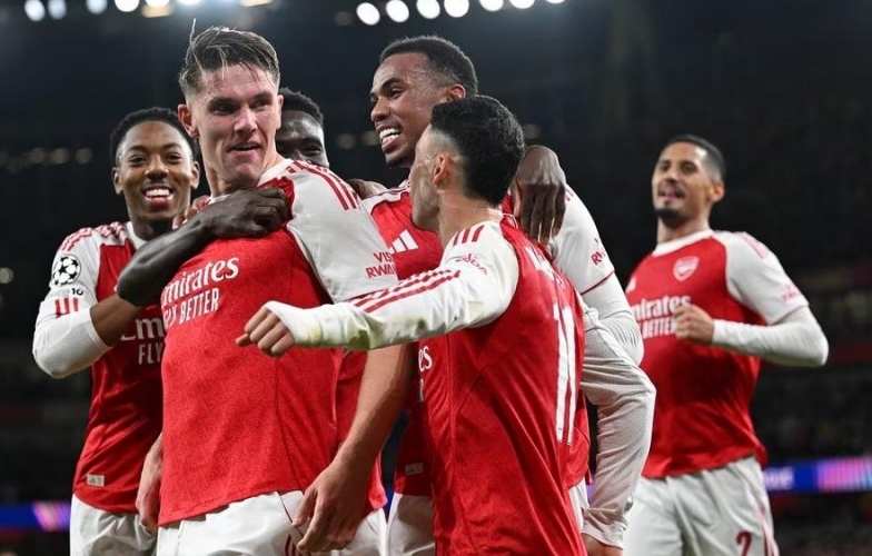 Arsenal đáng sợ hơn nhiều ngoài các pha bóng cố định