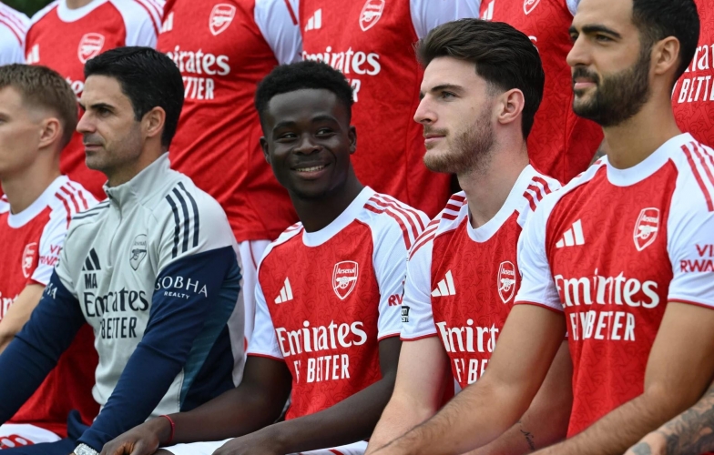Saka kinh ngạc vì phong thái thủ lĩnh của một siêu sao Arsenal