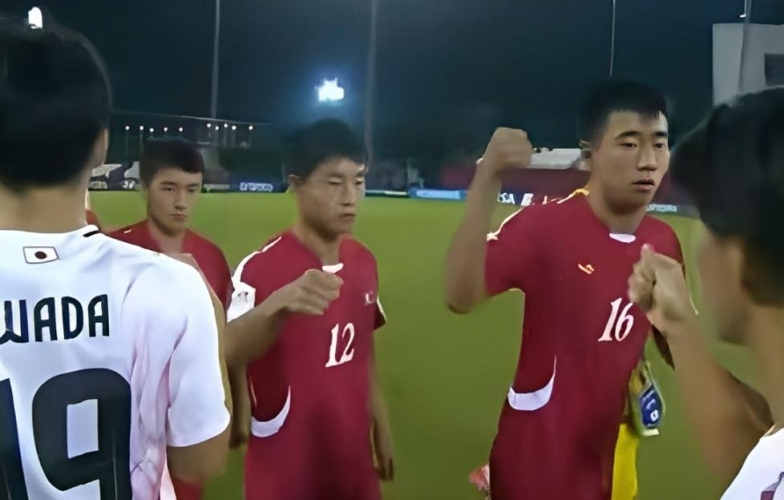 Cầu thủ Triều Tiên có hành động gây sốc đối với Nhật Bản