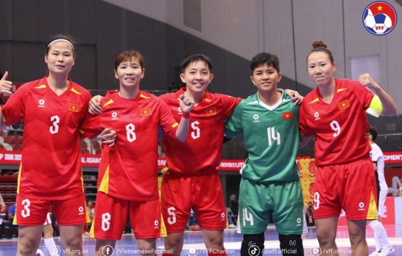 CĐV Indonesia hoảng loạn vì thua 1-13 tuyển Việt Nam tại SEA Games