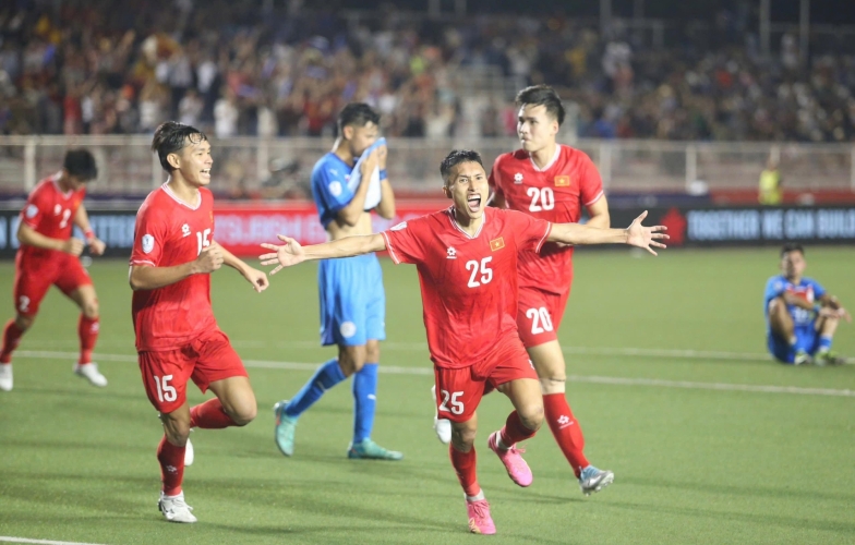 Tiền vệ trụ hay bậc nhất ĐT Việt Nam báo tin vui