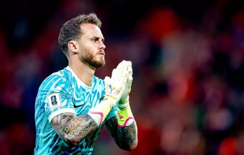 UEFA chính thức áp dụng luật mới cho thủ môn