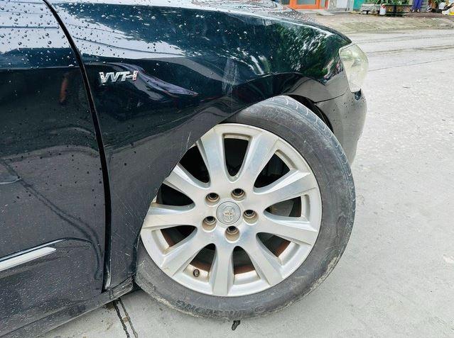 Toyota Camry đang chạy thì 'rụng' bánh - Lỗi thợ hay tài xế chủ quan?