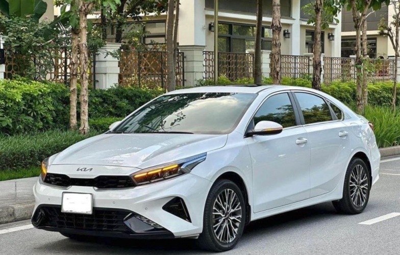 Sedan hạng C mất vị thế: Một thời 'xe quốc dân', nay chỉ còn là ký ức?