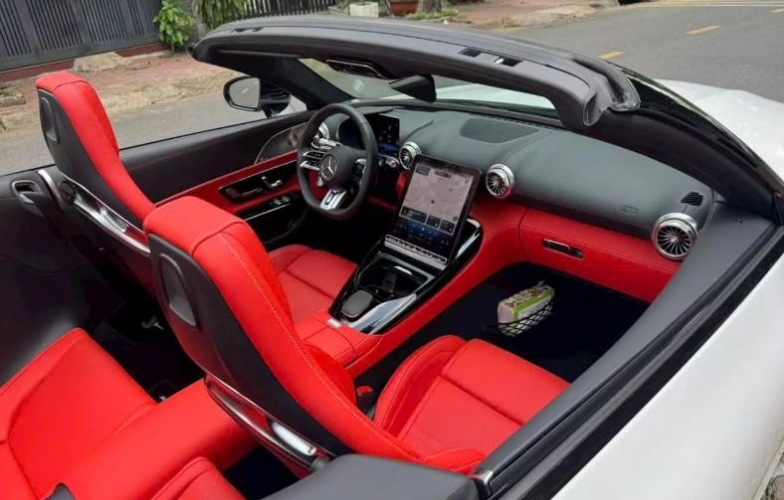 Mercedes-AMG SL43 lăn bánh 2.000 km rao bán lại: Cơ hội hiếm cho giới mê xe thể thao