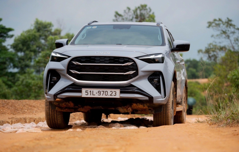 Isuzu mu-X 2025: Bản nâng cấp nhưng chưa trọn vẹn