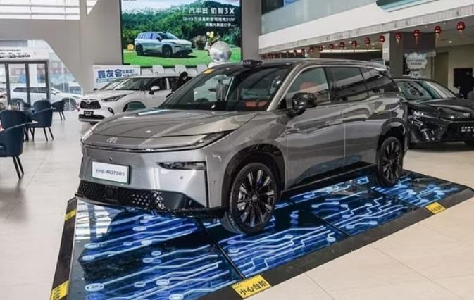 Không chạy theo xu hướng xe giá rẻ: Toyota đang đi ngược hay đi đúng?