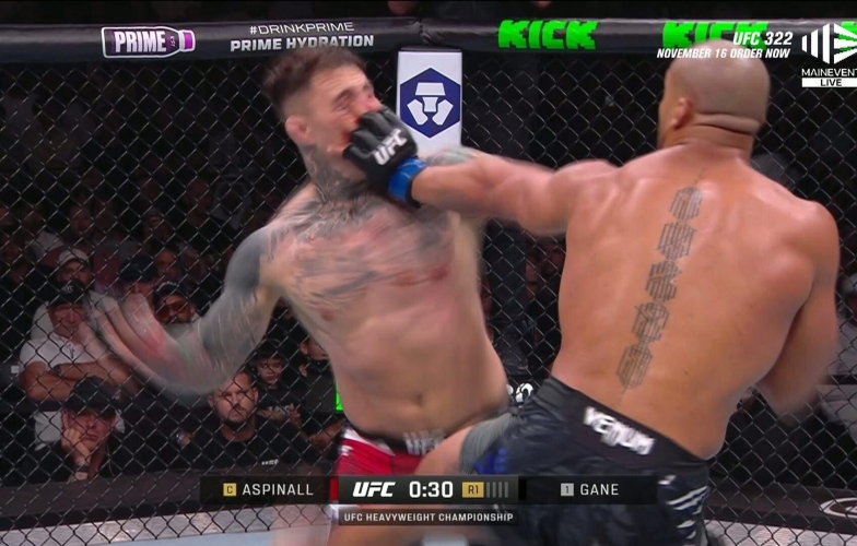 UFC 321 bị hủy chỉ sau 25 giây: Ciryl Gane xin lỗi Tom Aspinall vì pha móc mắt