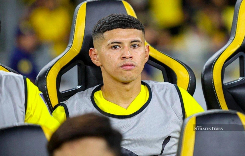 Cái giá phải trả cực đắt của sao nhập tịch Malaysia