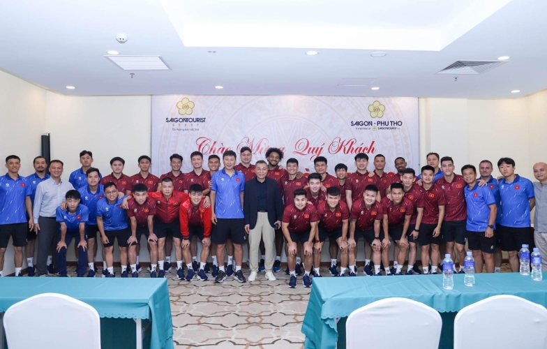 Xuân Son và ĐT Việt Nam nhận doping tinh thần trước trận gặp Lào