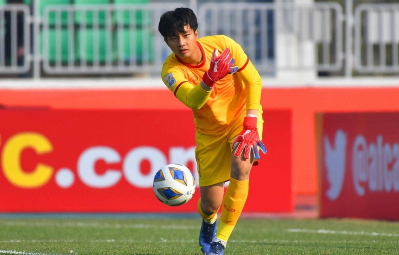 Thủ môn U22 Việt Nam chơi như lên đồng khiến Trung Quốc thất bại là ai?