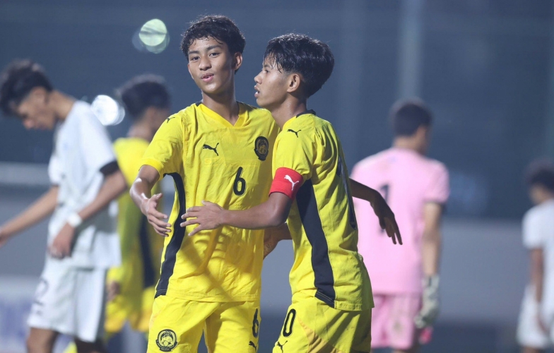 VIDEO: Malaysia thắng siêu đậm 13-0, vượt Việt Nam để nhất bảng