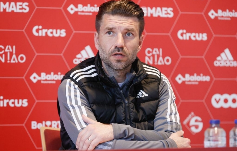 Đối thủ của Pau FC 'than trời' khi bị Quang Hải và đồng đội cầm chân