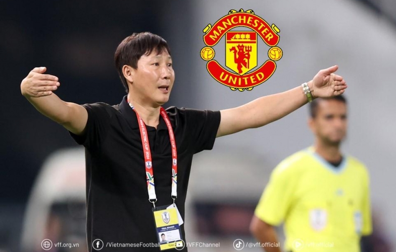 HLV Kim Sang Sik triệu tập Sergio Aguero đấu Man Utd
