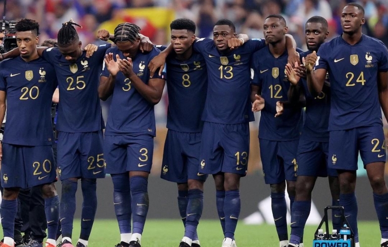 Nhập tịch cầu thủ để dự World Cup: ĐT Việt Nam nên học ai?