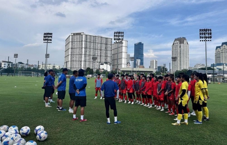 Tuyển Việt Nam sang Đức thi đấu với Dortmund