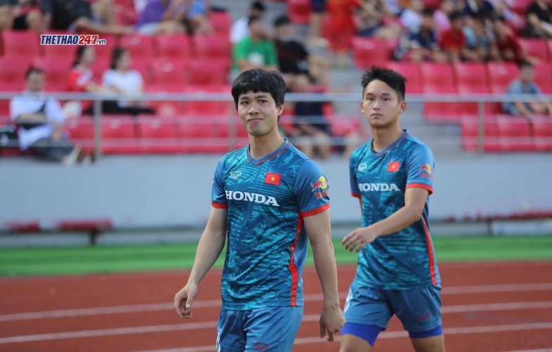 Bị U22 Việt Nam ngó lơ, Việt kiều châu Âu không ngừng ghi bàn