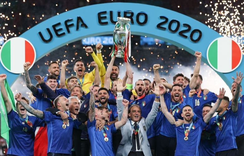Không phải Pochettino hay Erik ten Hag, MU đã chọn được ‘siêu HLV’ thay thế Rangnick?