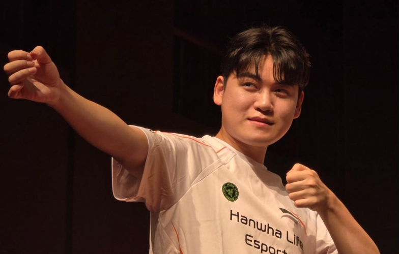 Lần đầu ra mắt HLE, Gumayusi tiết lộ luôn lựa chọn của mình cho skin vô địch CKTG 2025