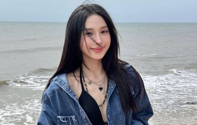 Hot girl hàng đầu làng LMHT rút khỏi sự kiện T1 đến Việt Nam vì loạt drama gây phẫn nộ