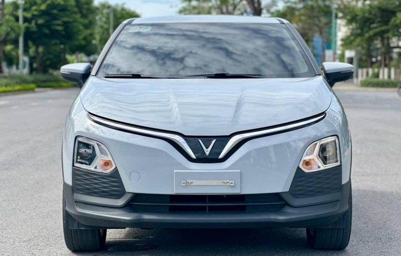 500 triệu chọn Toyota Vios hay VinFast VF 5?