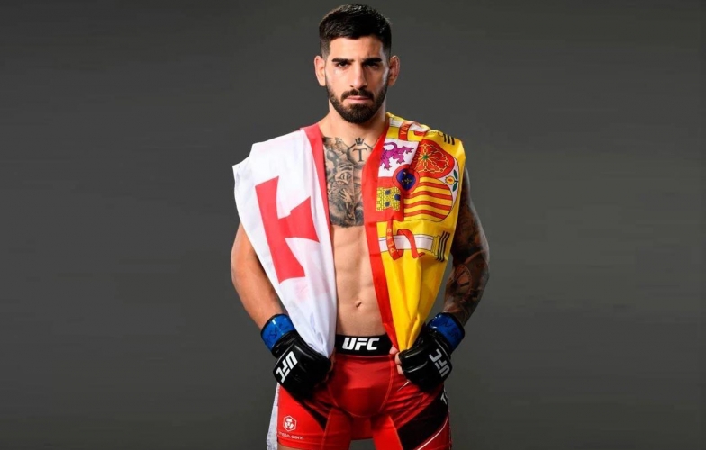 Ilia 'El Matador' Topuria gia nhập danh sách huyền thoại UFC