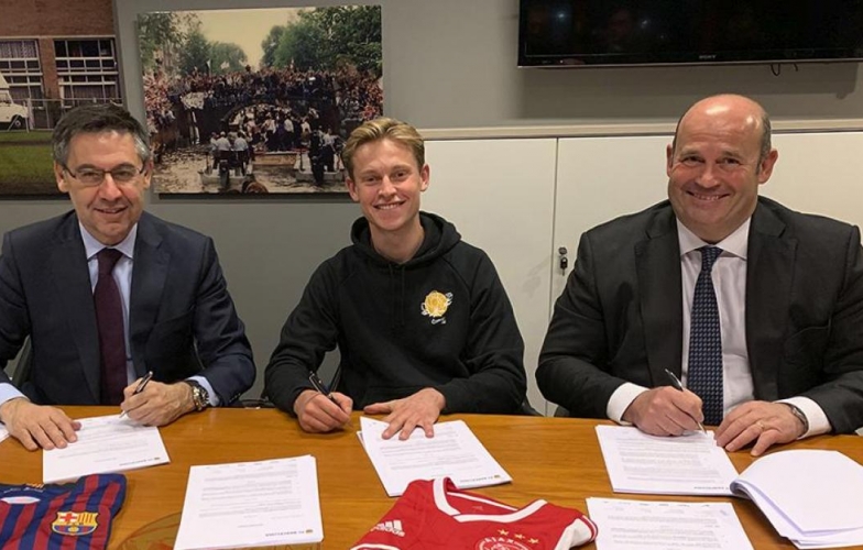 Chấm dứt tin đồn, Frenkie De Jong cùng người đại diện đưa ra quyết định về tương lai