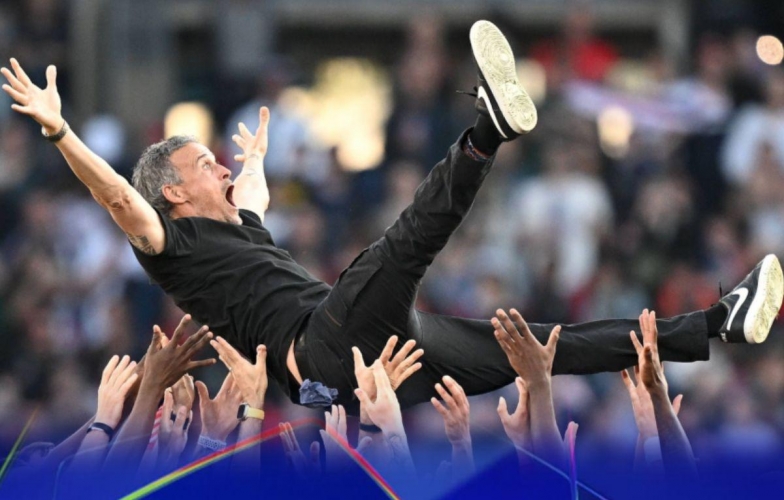 Luis Enrique sắp san bằng kỷ lục ăn ba của Pep Guardiola