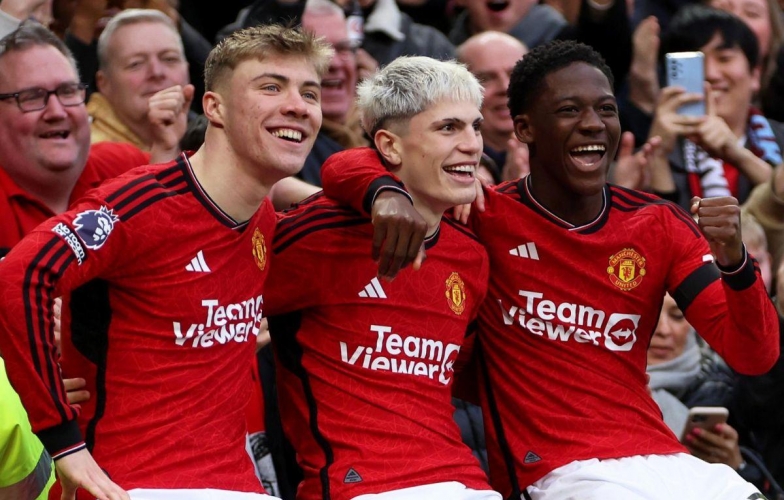 Ngôi sao đầu tiên sẵn sàng rời Man United sau chung kết C2