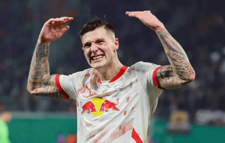 MU vượt Arsenal trong thương vụ 'quái vật không chiến'
