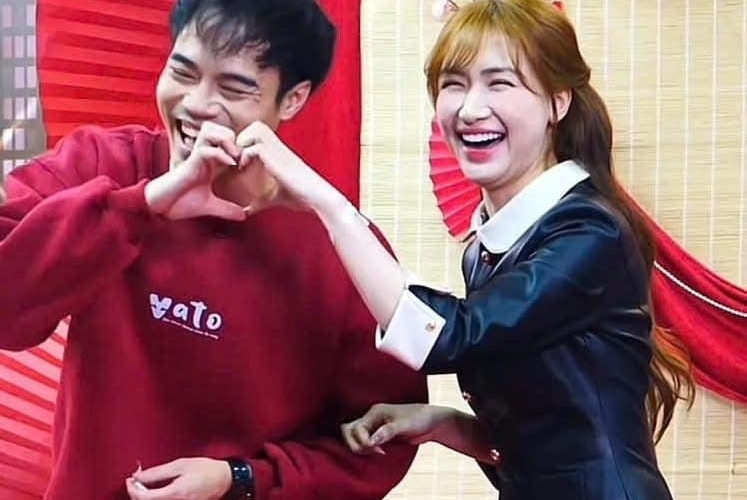 Tiền đạo Văn Toàn lên tiếng về chuyện yêu đương với Hoàn Minzy