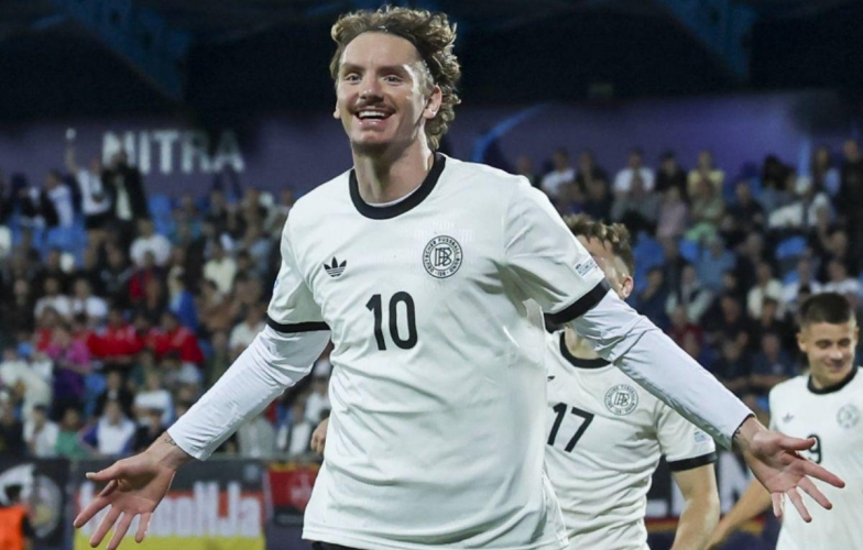 Chelsea bất ngờ đàm phán với 'Messi hai mét' từ Bundesliga