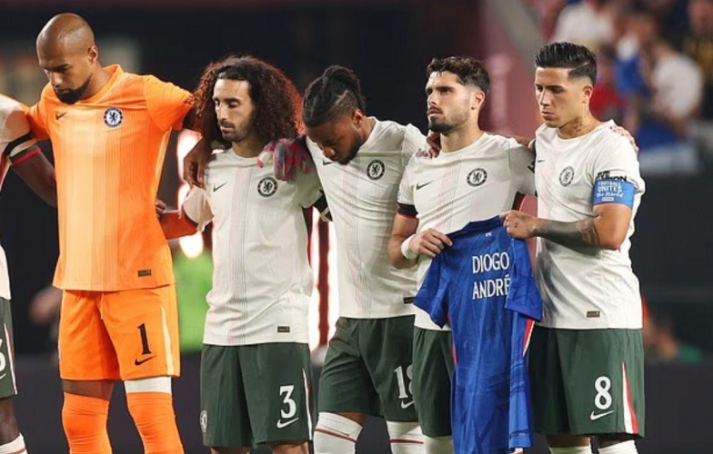 Pedro Neto nghẹn ngào tri ân Diogo Jota tại Club World Cup