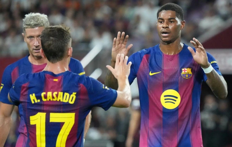 Barca gặp sự cố bất ngờ trong ngày ra mắt Rashford