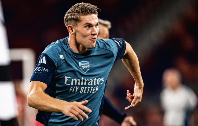 Vừa đến Arsenal, Gyokeres khiến cả đội phải ngỡ ngàng