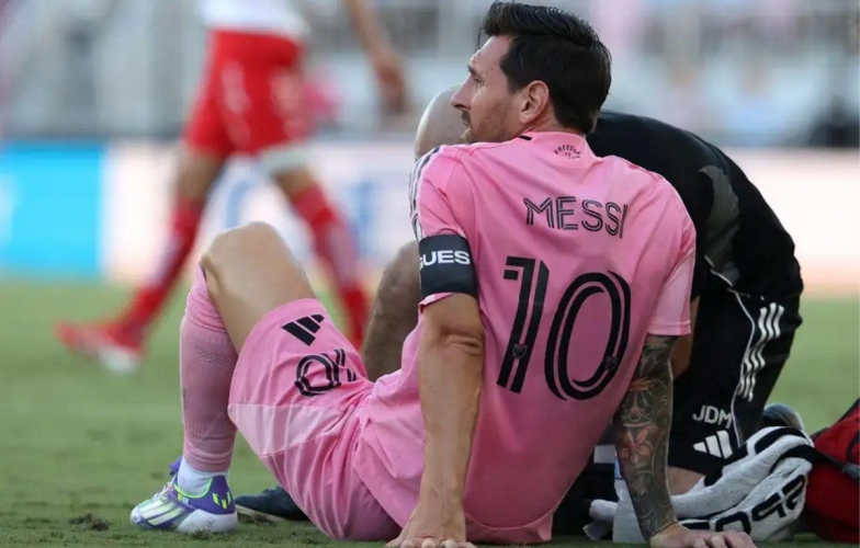 HLV Mascherano lên tiếng về chấn thương mới của Messi