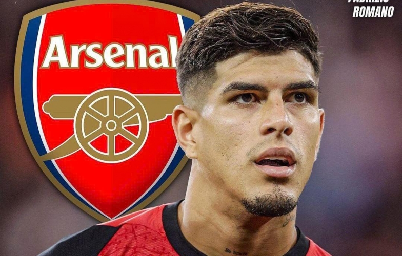 Arsenal sắp nổ 'bom tấn' phòng ngự